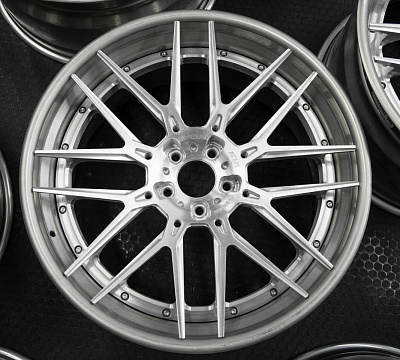 ADV.1 ADV8 Track Spec CS