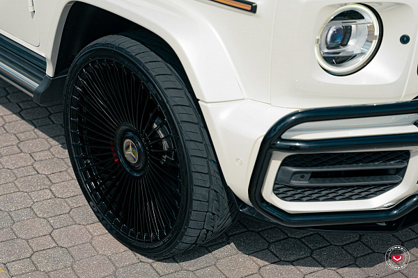 Фото дисков Vossen S17-16 Черный глянец на Mercedes-Benz G-Class III