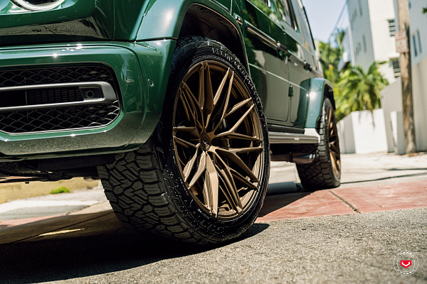 Фото дисков Vossen S21-02 Сатиновая бронза на Mercedes-Benz G-Class III