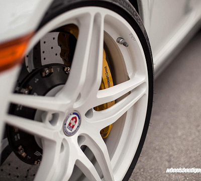 Фото дисков HRE P107 на Porsche 911 VII