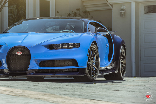 Фото дисков Vossen M-X2 Глянцевый графит на Bugatti Chiron