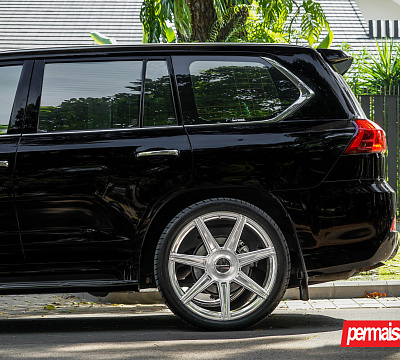 Фото дисков Vossen S17-11 на Lexus LX III