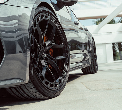 Фото дисков Vossen UV-X на Audi A/RS 6 (C8)
