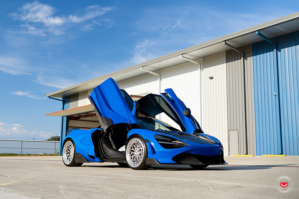 Фото дисков Vossen LC3-02 (3-Piece) Полированный лак на McLaren 720S