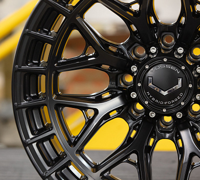 Vossen HFX-1 (8-Lug)