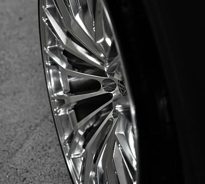 Фото дисков ST Wheels ST11 на Audi Q7 (4M)