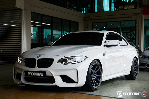 Фото дисков Vossen M-X2 Сатиновый графит на BMW 2/M2 (F22/F87)