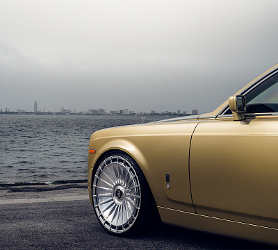Фото дисков Vossen S21-12 на Rolls-Royce Phantom