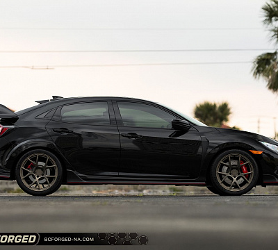 Фото дисков BC Forged RZ05 на Honda Civic Type R FL5