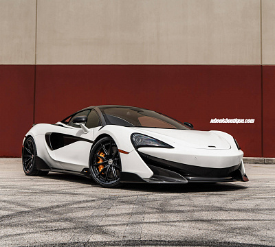Фото дисков HRE S104SC на McLaren 600