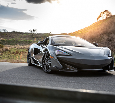 Фото дисков Brixton Forged PF9 на McLaren 600