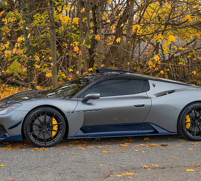 Фото дисков AL13 R10 на Maserati MC20