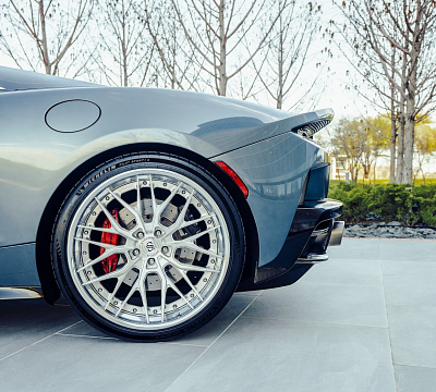 Фото дисков Strasse Wheels SV10M Deep Concave FS на McLaren 650S