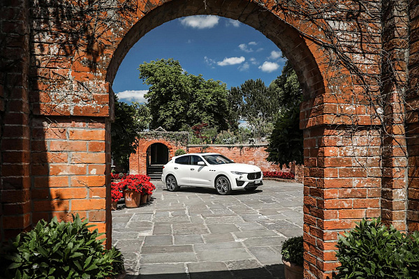 Фото дисков Maserati NEREO  на Maserati Levante
