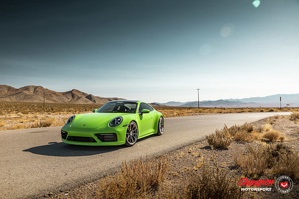 Фото дисков Vossen RS92 Полированный лак на Porsche 911 VIII