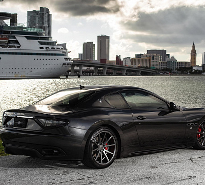 Фото дисков Vossen VFS-1 на Maserati GranTurismo I