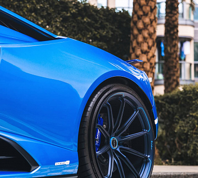 Фото дисков Brixton Forged R11-RS на Lamborghini Huracan