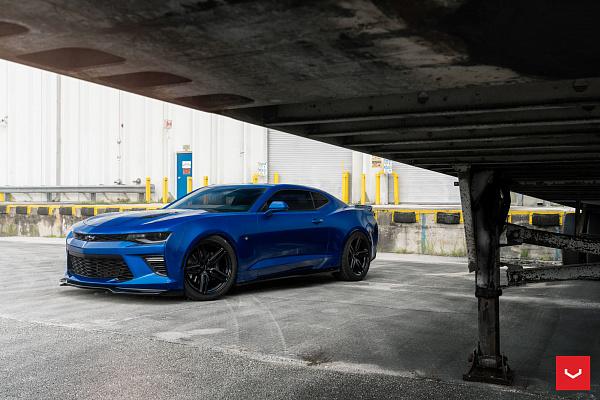 Фото дисков Vossen HF-1 Черный глянец на Chevrolet Camaro VI