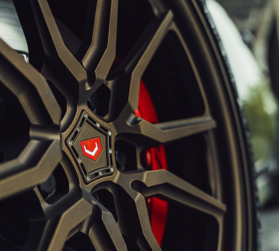 Фото дисков Vossen ML-X2 на Cadillac CT4