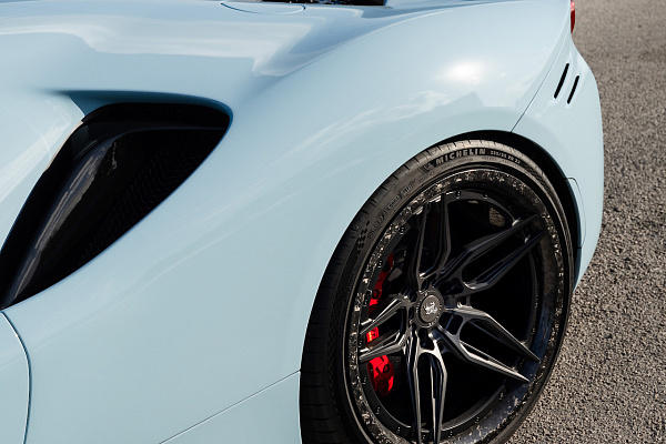 Фото дисков Strasse Wheels SV4-RS Deep Concave FS Черный сатин на Ferrari SF90