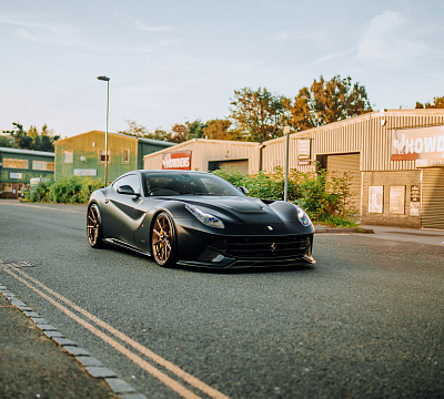 Фото дисков Vossen EVO-2R на Ferrari F12
