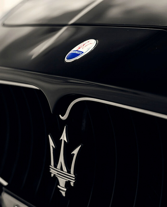 Фото дисков P40SC Черный сатин на Maserati GranTurismo I