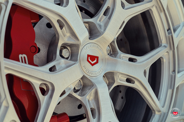 Фото дисков Vossen LC3-01T Глянцевый лак на Audi R8 (4S)