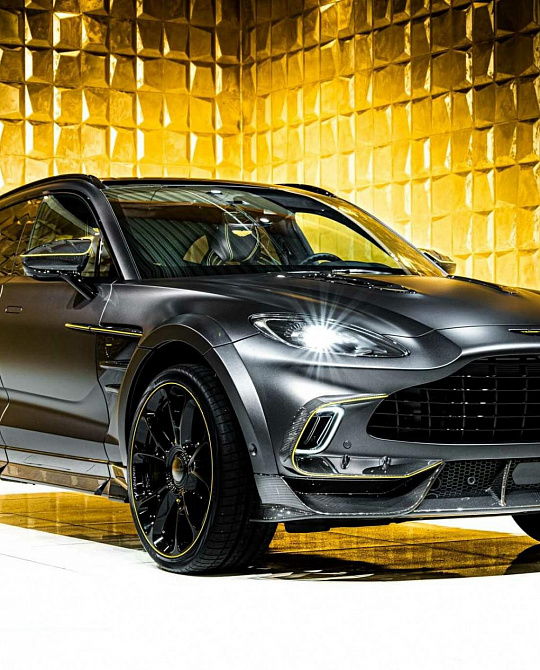 Фото дисков DX.5 Черный глянец на Aston Martin DBX