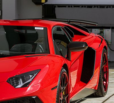 Фото дисков Strasse Wheels SM5R Deep Concave FS на Lamborghini Aventador