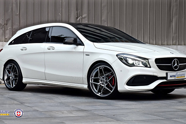 Фото дисков HRE FF11 Серебро на Mercedes-Benz CLA (C117, X117)