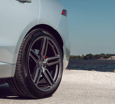 Фото дисков Vossen HF-1 на Jaguar F-Pace
