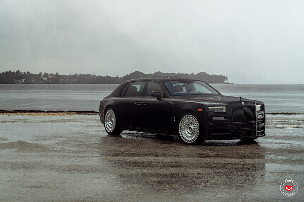 Фото дисков Vossen LC3-13T Глянцевый лак на Rolls-Royce Phantom