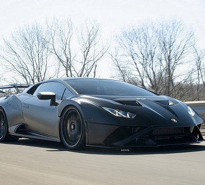 Фото дисков Strasse Wheels SV12 Deep Concave Duoblock на Lamborghini Huracan