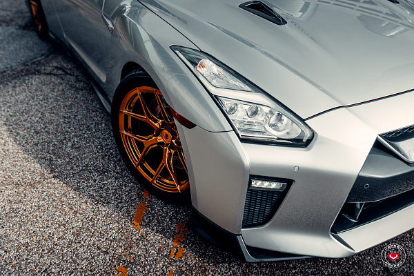 Фото дисков Vossen S21-01 Глянцевая темная медь на Nissan GT-R