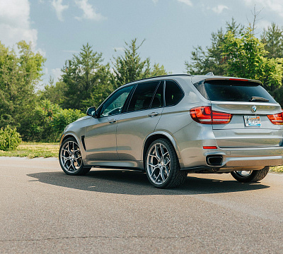 Фото дисков Asanti MONARCH на BMW X5/X5 M (F15/F85)