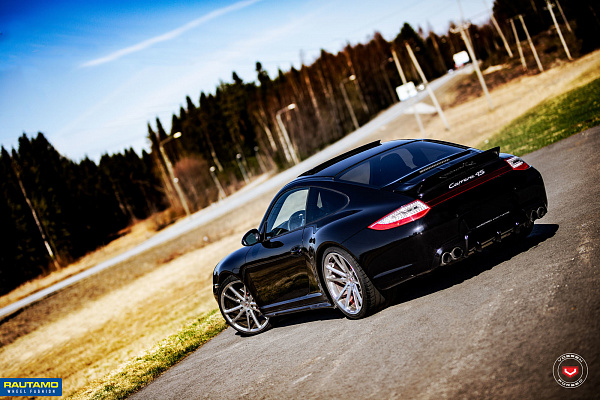 Фото дисков Vossen CG-203 Глянцевый лак на Porsche 911 VI