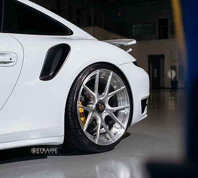 Фото дисков Strasse Wheels SM5R Deep Concave Duoblock на Porsche 911 VII