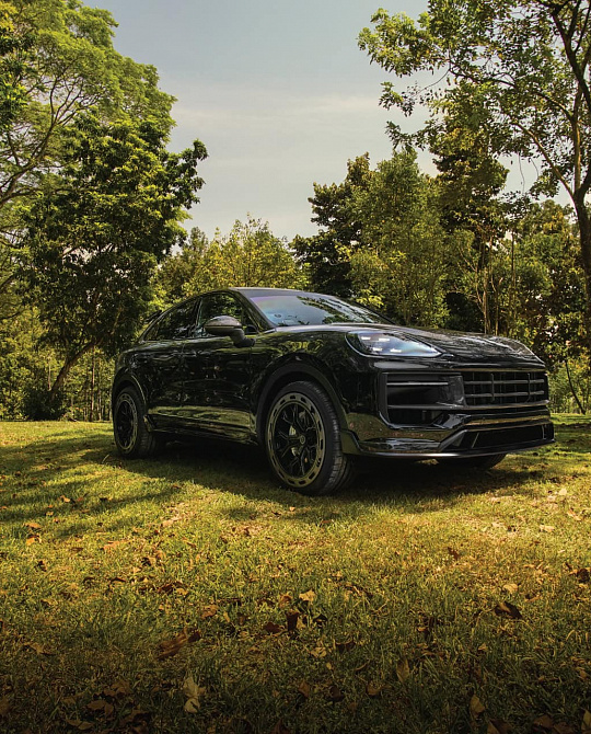 Фото дисков PF13-RS Aerotech Черный глянец на Porsche Cayenne III