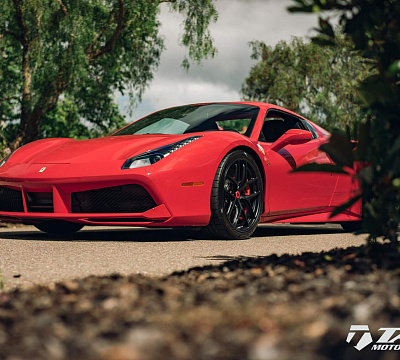 Фото дисков HRE R101 Lightweight на Ferrari 488