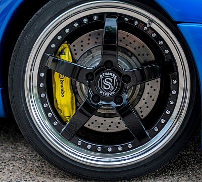 Фото дисков Strasse Wheels S5 Performance на Lamborghini Diablo