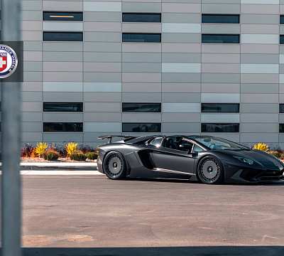 Фото дисков HRE 935 на Lamborghini Aventador