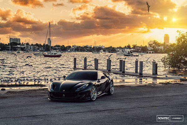 Фото дисков NOVITEC NF11 Глянцевый лак на Ferrari 812