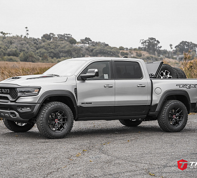 Фото дисков Vossen HF6-4 на Ram 1500 V