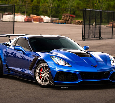 Фото дисков Strasse Wheels SV4 Deep Concave Duoblock на Chevrolet Corvette C7