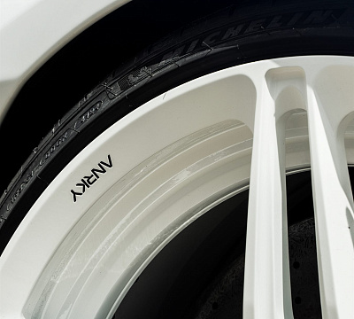 Фото дисков Anrky AN27 на McLaren 720S