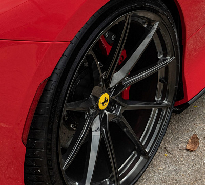 Фото дисков Anrky AN12 на Ferrari F8