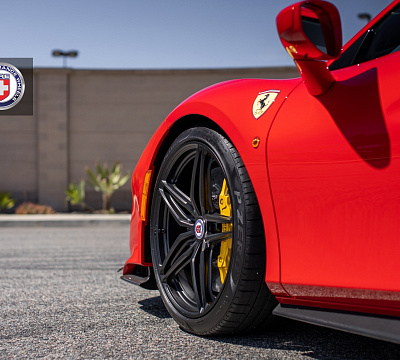 Фото дисков HRE P107SC на Ferrari 488