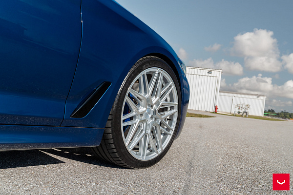 Фото дисков Vossen HF-7 Серебро на BMW 5/M5 (G30/F90)
