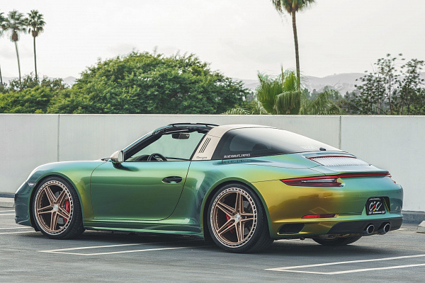 Фото дисков CEC C111 Сатиновая бронза на Porsche 911 VII