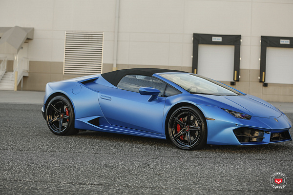 Фото дисков Vossen S17-03 (3-Piece) Черный глянец на Lamborghini Huracan